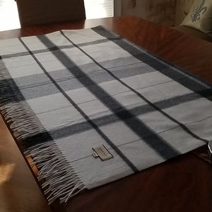 Wool/cashmere large wrap or throw